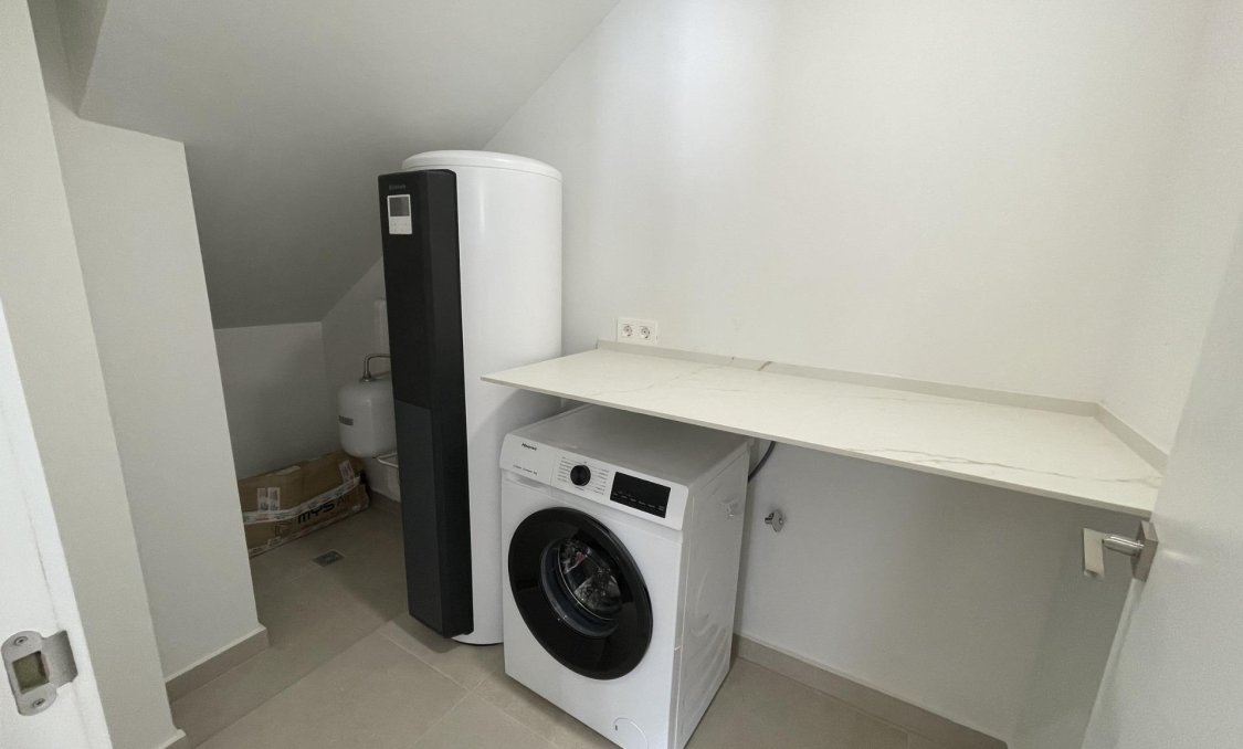 Nowy budynek - villa -
