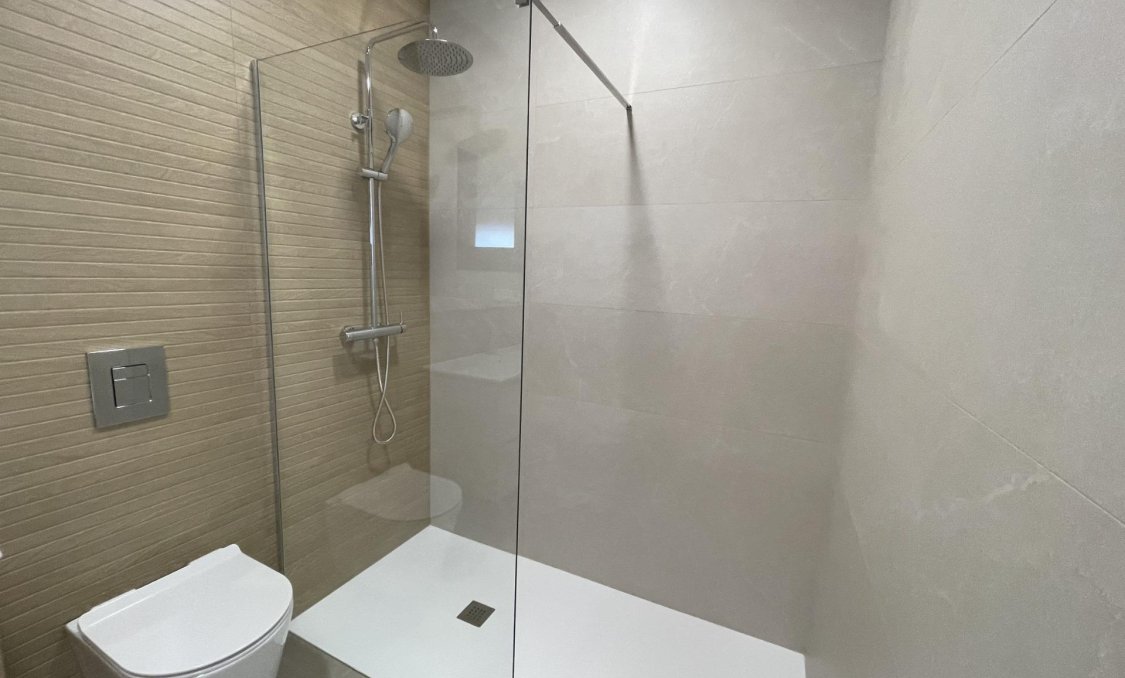 Nowy budynek - villa -
