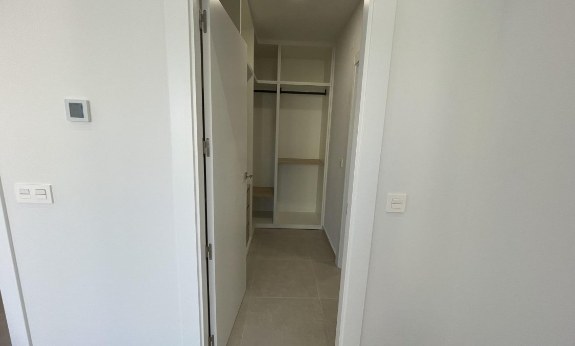 Nowy budynek - villa -
