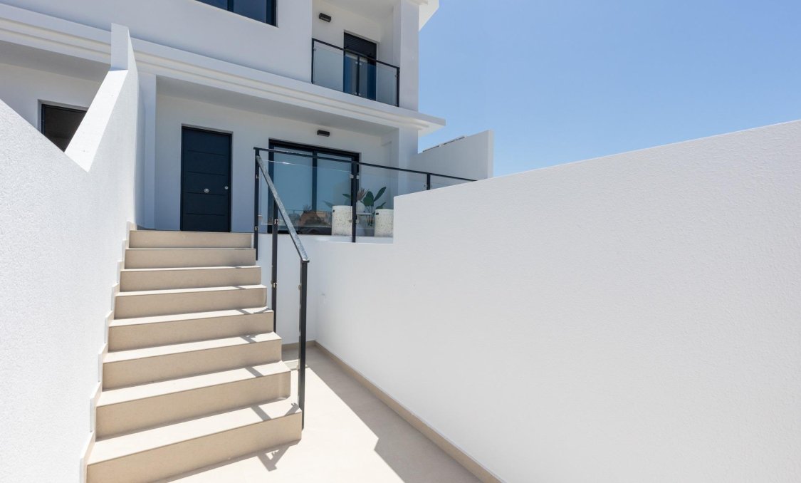 Obra nueva - town house -
