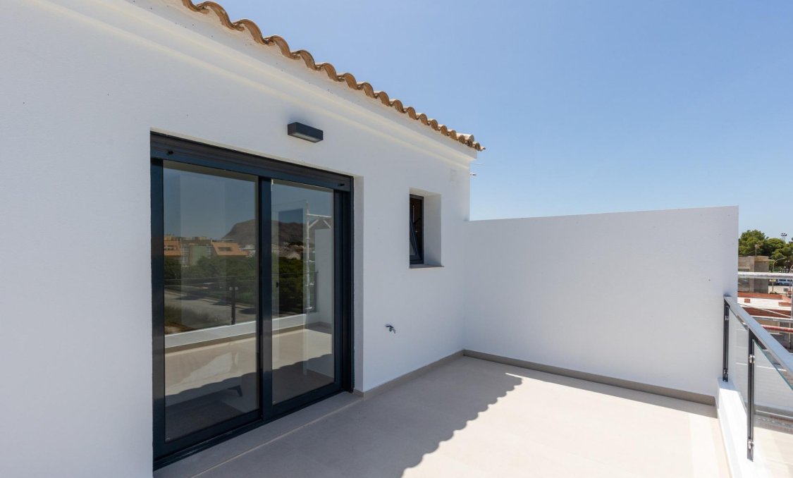 Obra nueva - town house -
