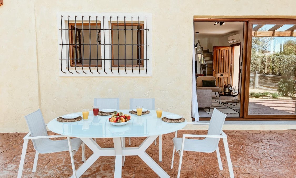 Nowy budynek - villa -
