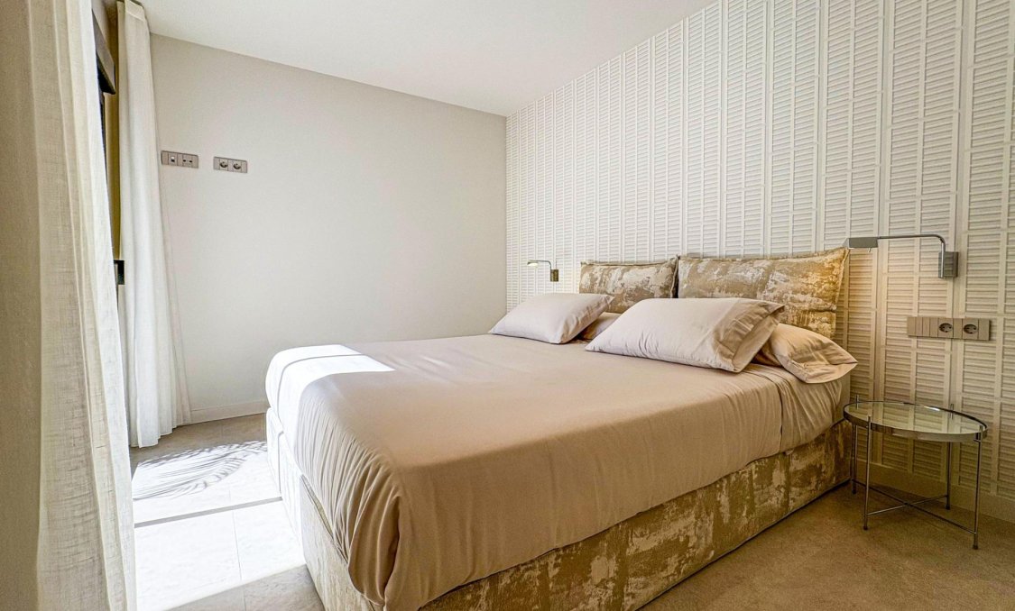 Obra nueva - villa -
