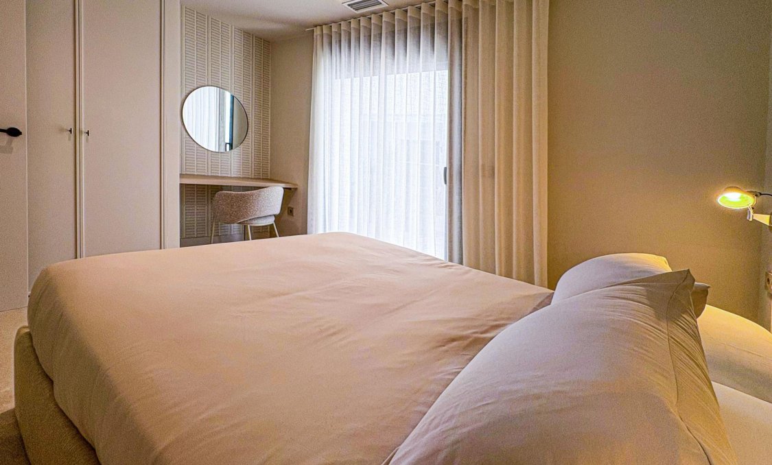 Obra nueva - villa -
