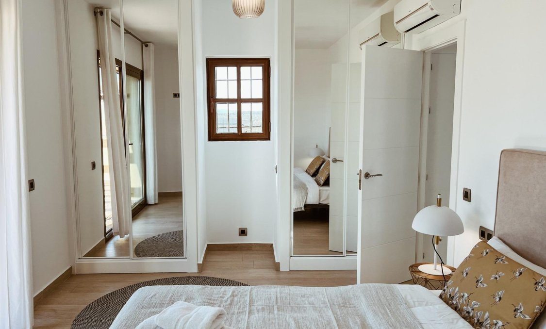 Nowy budynek - villa -
