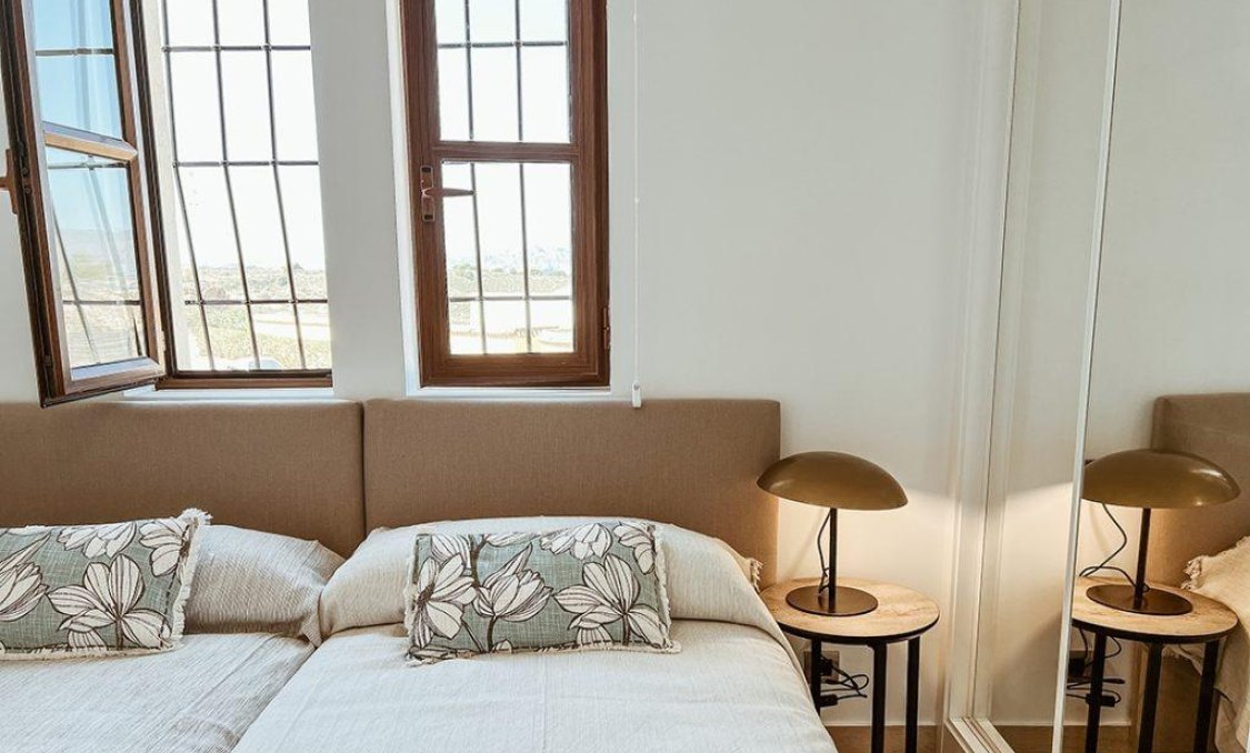 Nowy budynek - villa -
