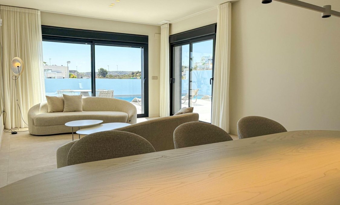 Nowy budynek - villa -
