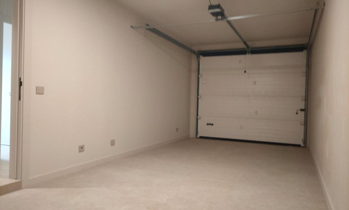 Nowy budynek - villa -
