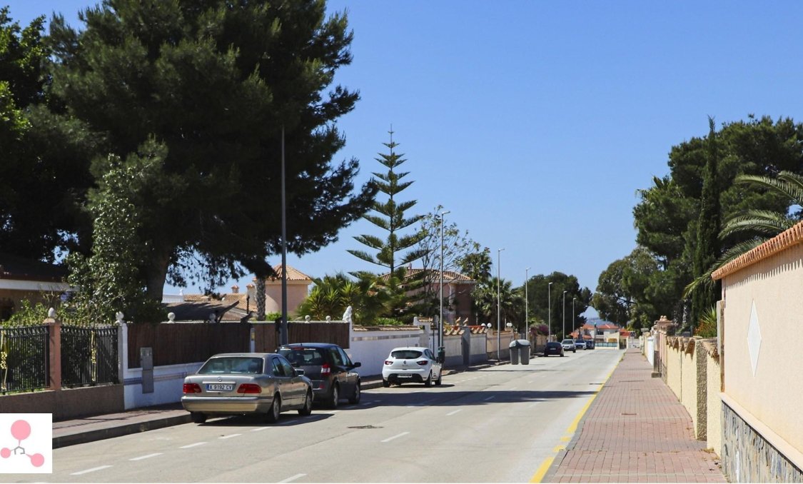 Nowy budynek - villa -
