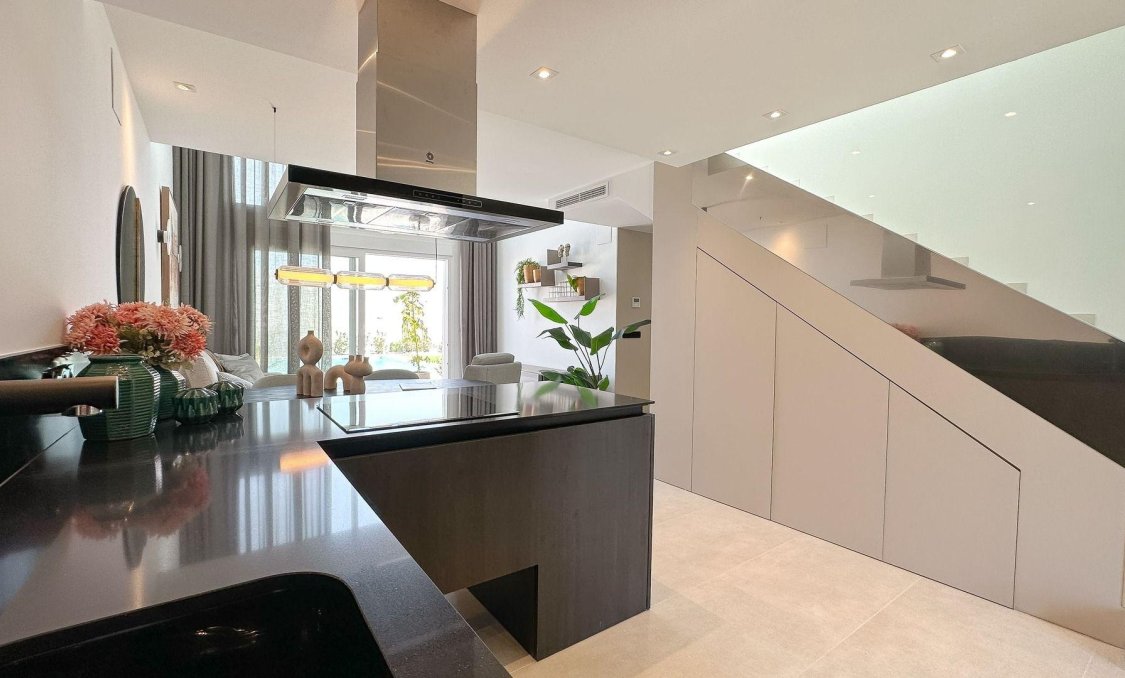 Obra nueva - villa -
