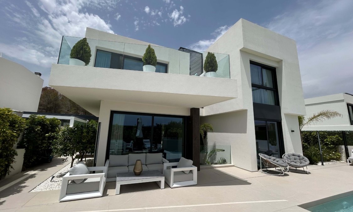 Reventa - villa -
La Nucía