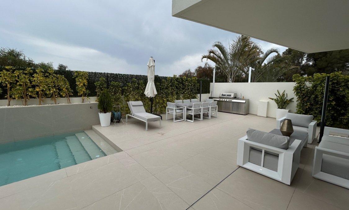 Reventa - villa -
La Nucía