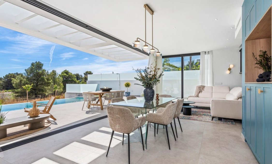 Obra nueva - villa -
