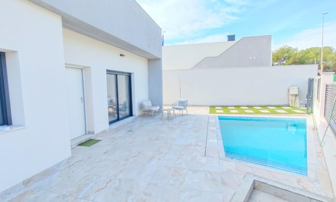 Nowy budynek - villa -
