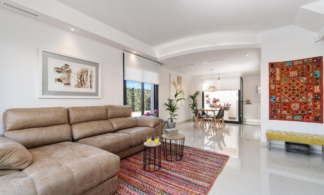 Nowy budynek - villa -
