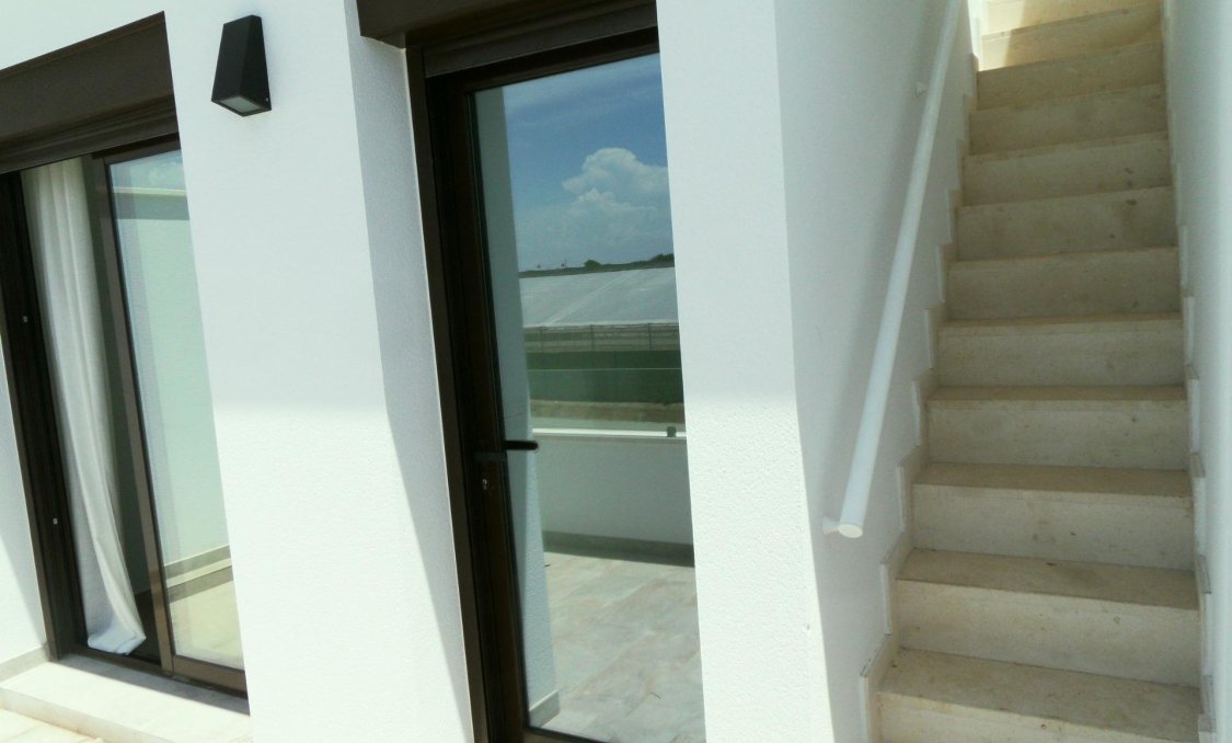 Nowy budynek - villa -
