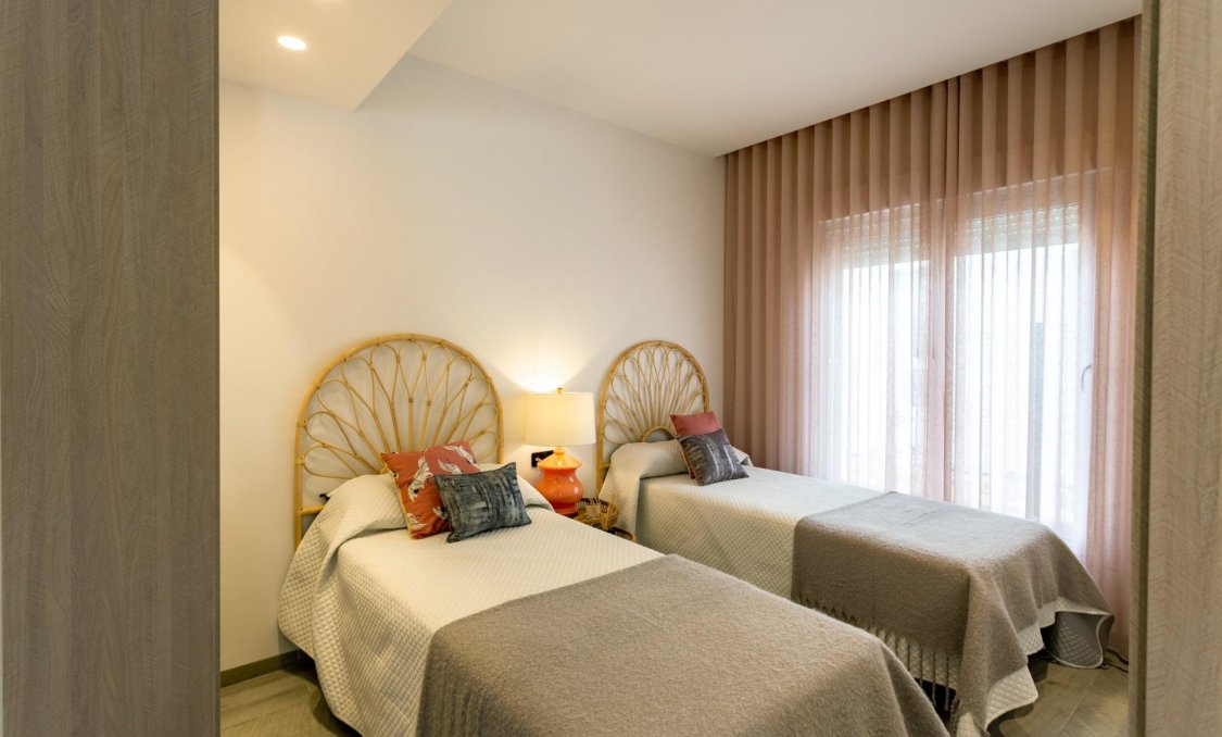 Obra nueva - villa -
Algorfa - La Finca Golf