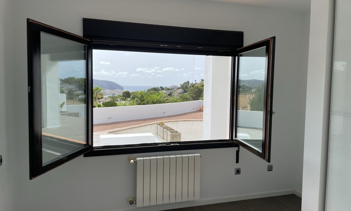 Nowy budynek - villa -
