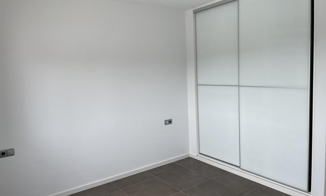 Nowy budynek - villa -
