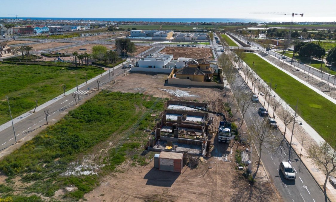 Obra nueva - villa -
Pilar de la Horadada - pueblo