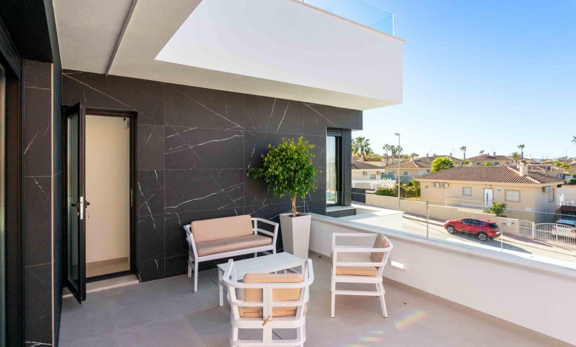 Obra nueva - villa -
