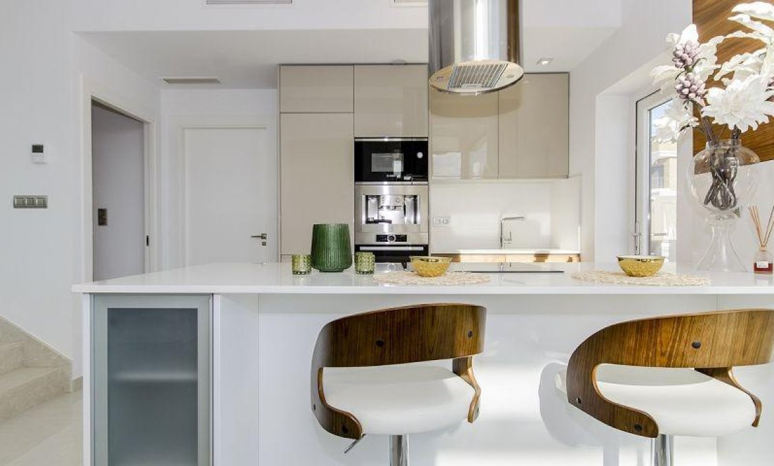 Obra nueva - villa -
