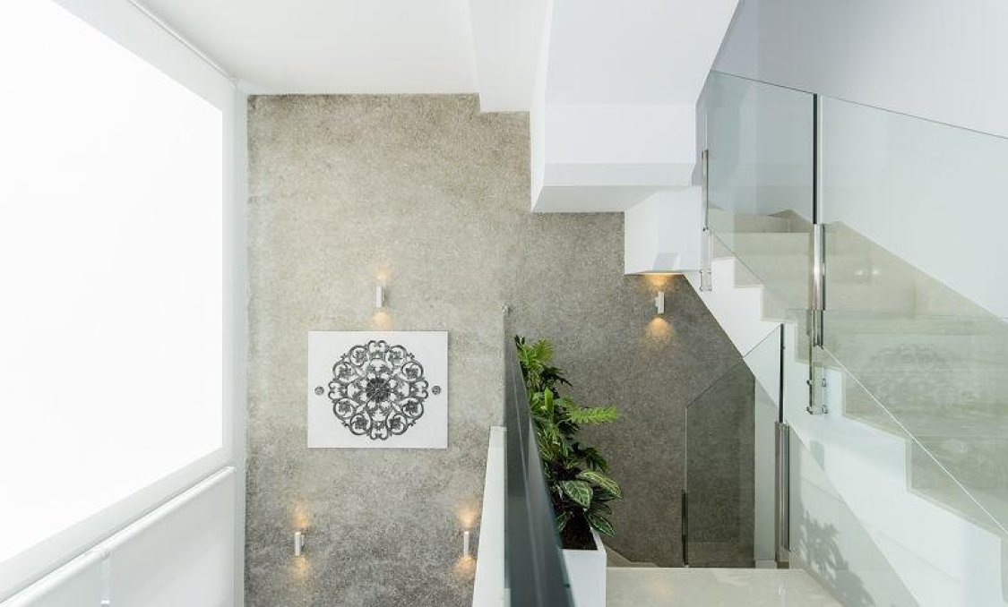 Obra nueva - villa -
