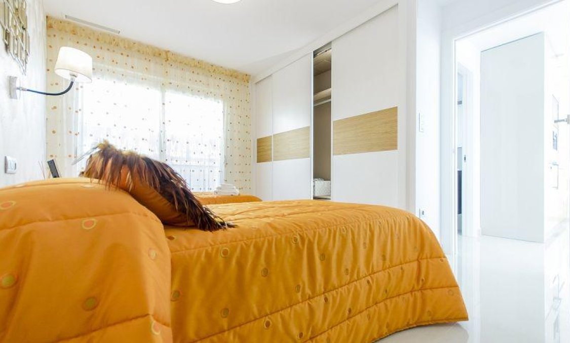 Obra nueva - villa -
