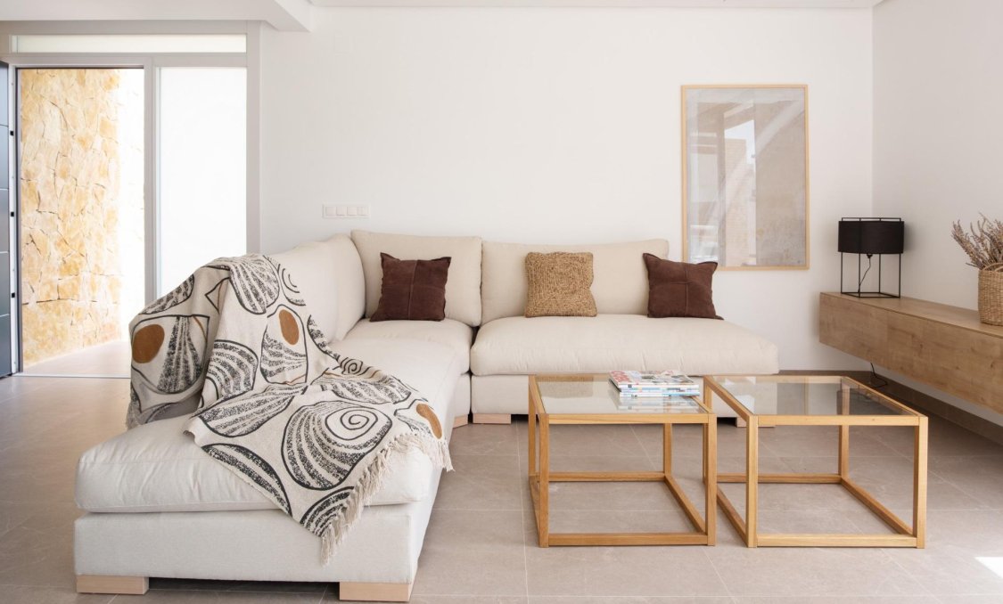 Obra nueva - villa -
