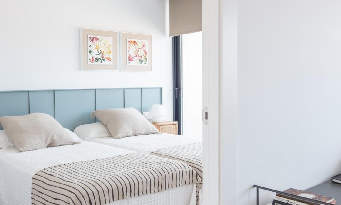 Obra nueva - villa -
