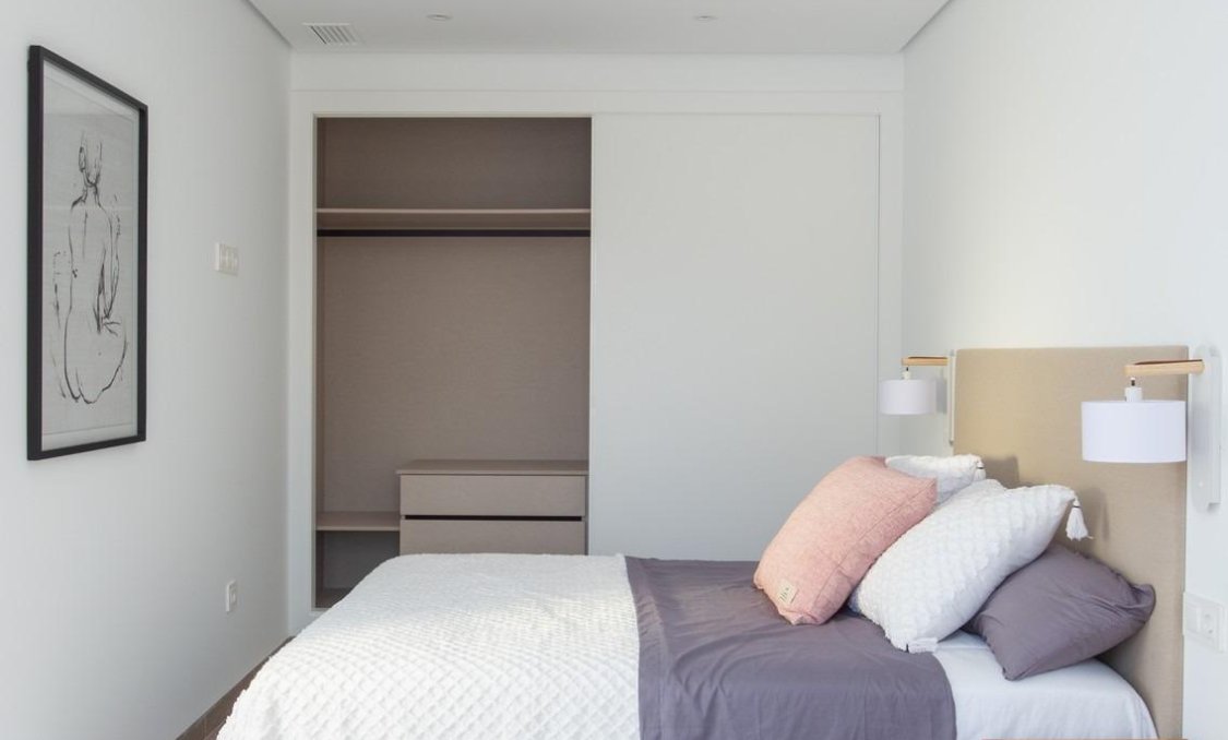 Obra nueva - villa -
