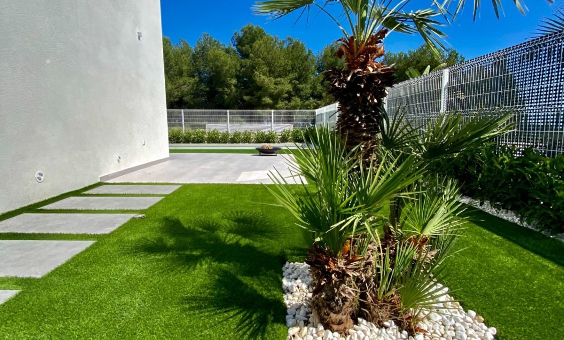 Obra nueva - villa -
