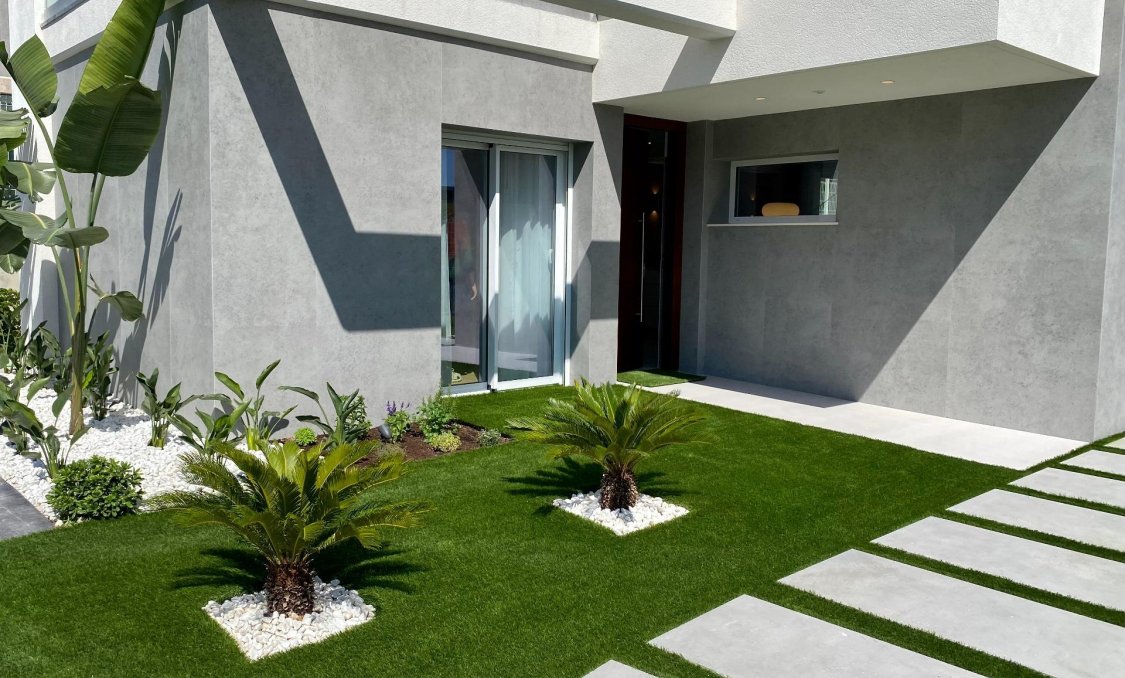 Obra nueva - villa -
