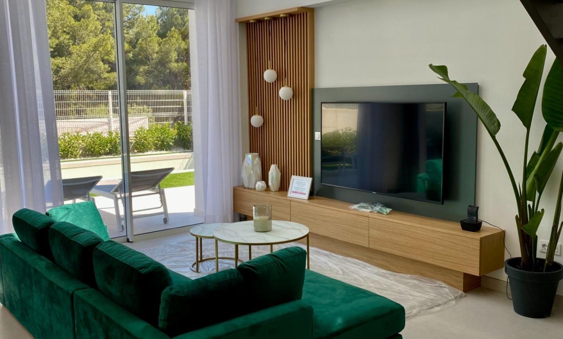 Obra nueva - villa -
