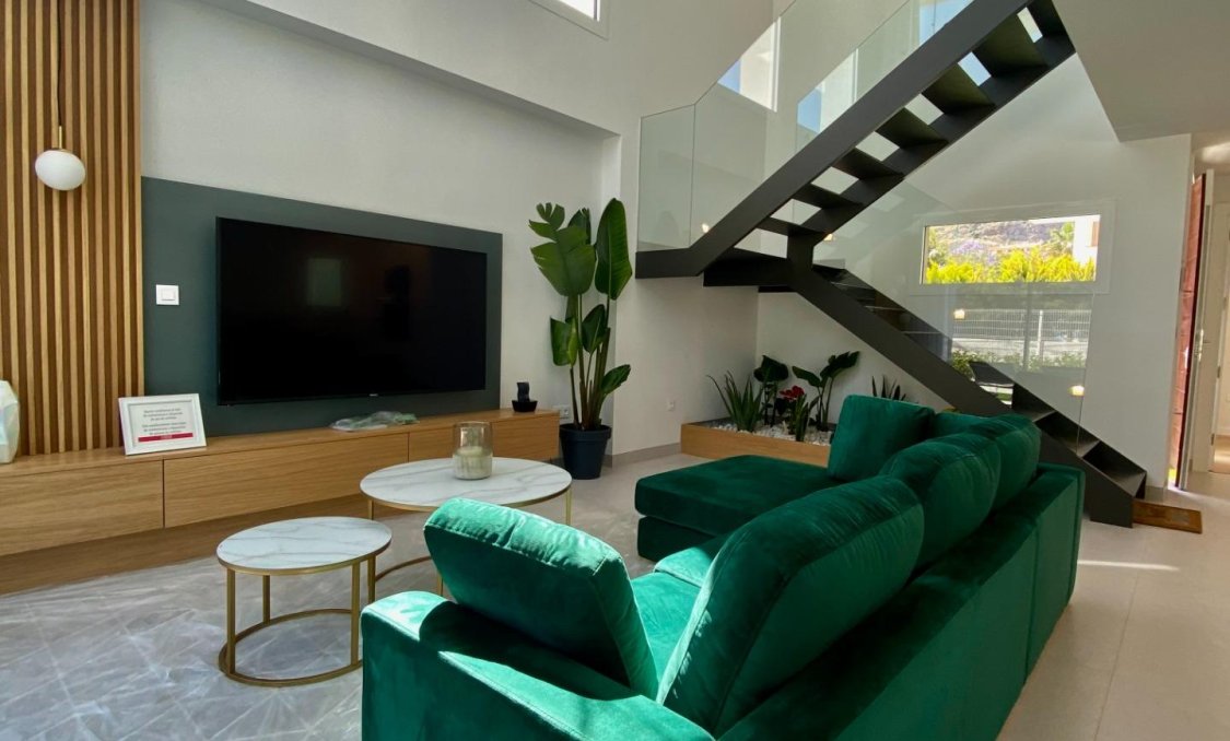 Obra nueva - villa -
