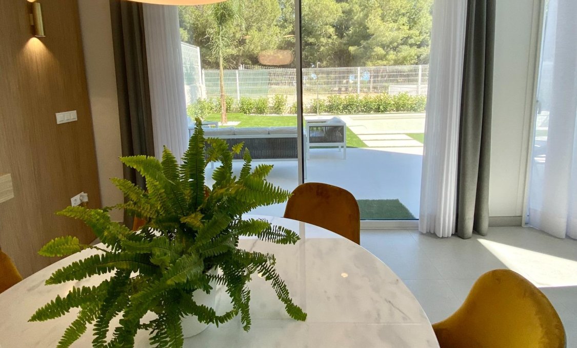 Obra nueva - villa -
