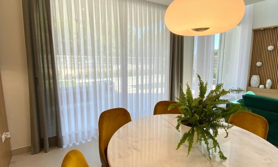 Obra nueva - villa -
