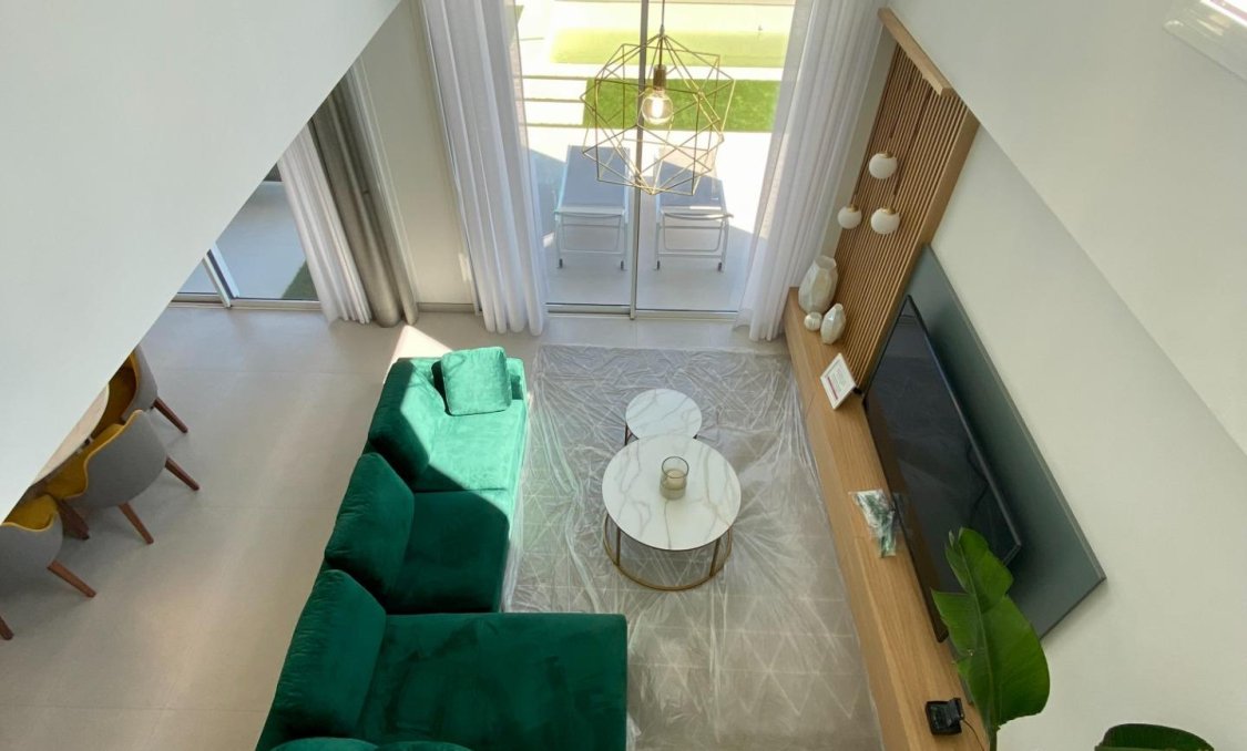 Obra nueva - villa -
