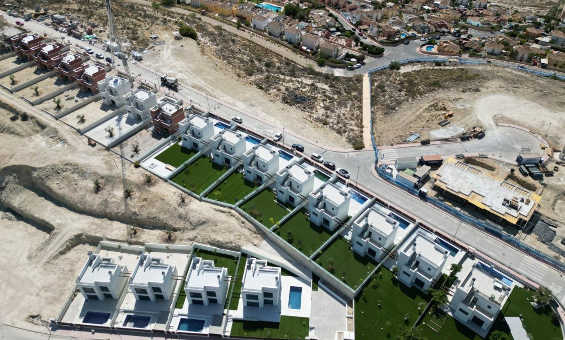 Nowy budynek - villa -
