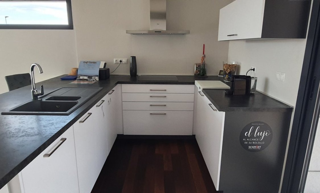 Nowy budynek - villa -
