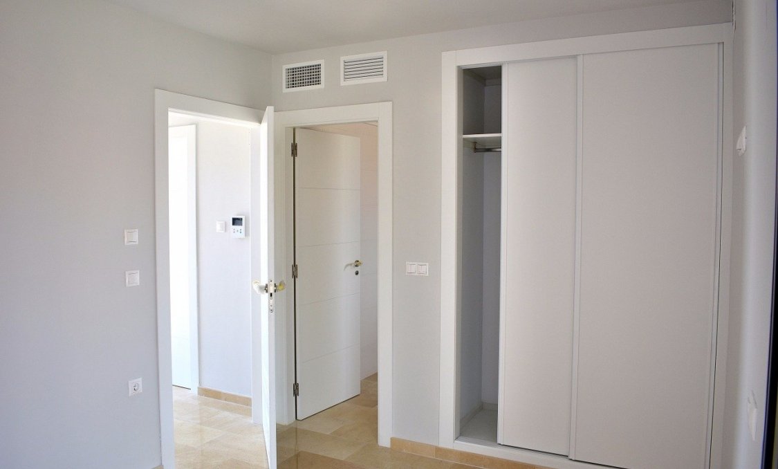 Nowy budynek - villa -
