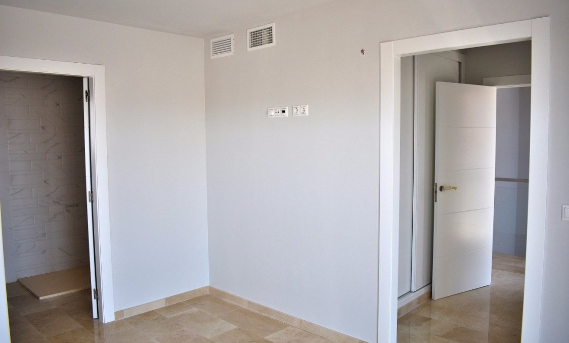 Nowy budynek - villa -
