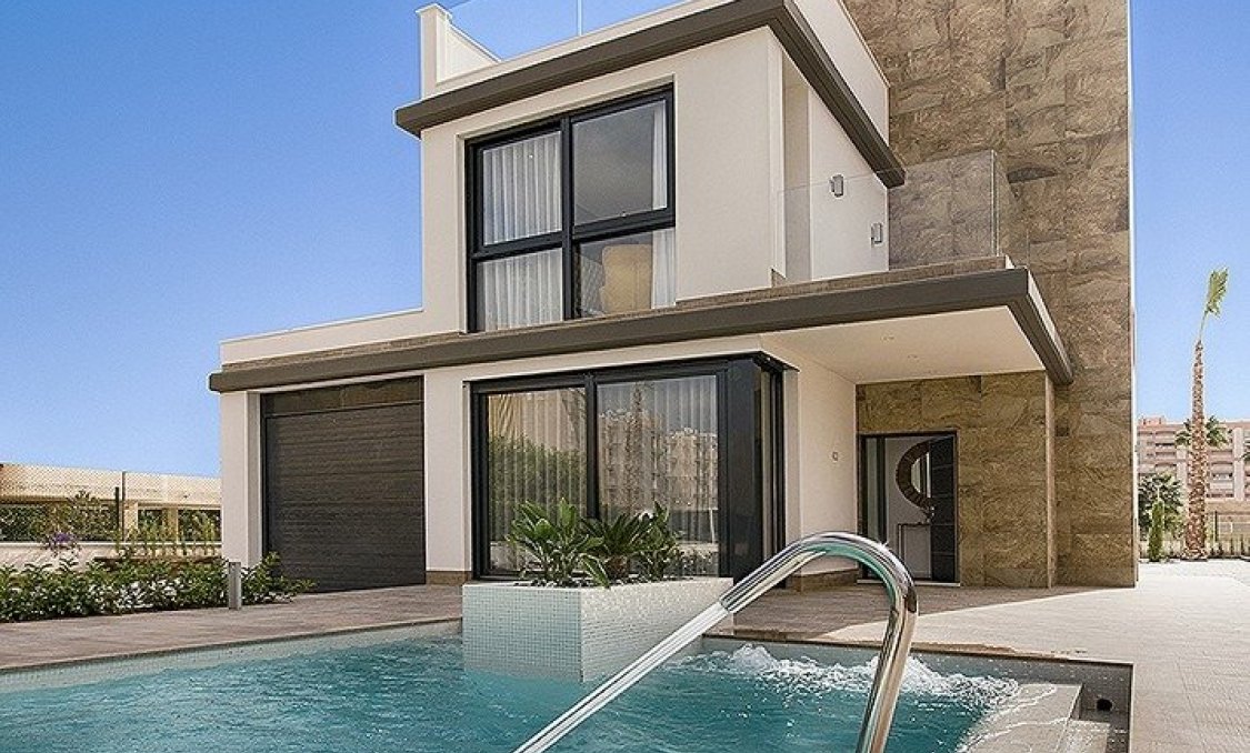 Obra nueva - villa -
