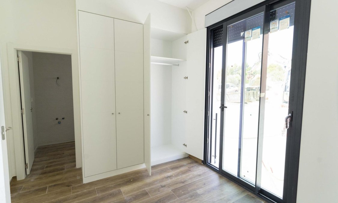 Nowy budynek - villa -
