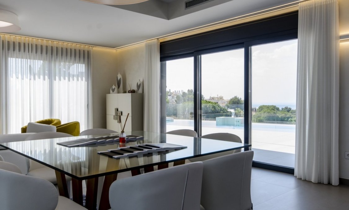 Obra nueva - villa -
