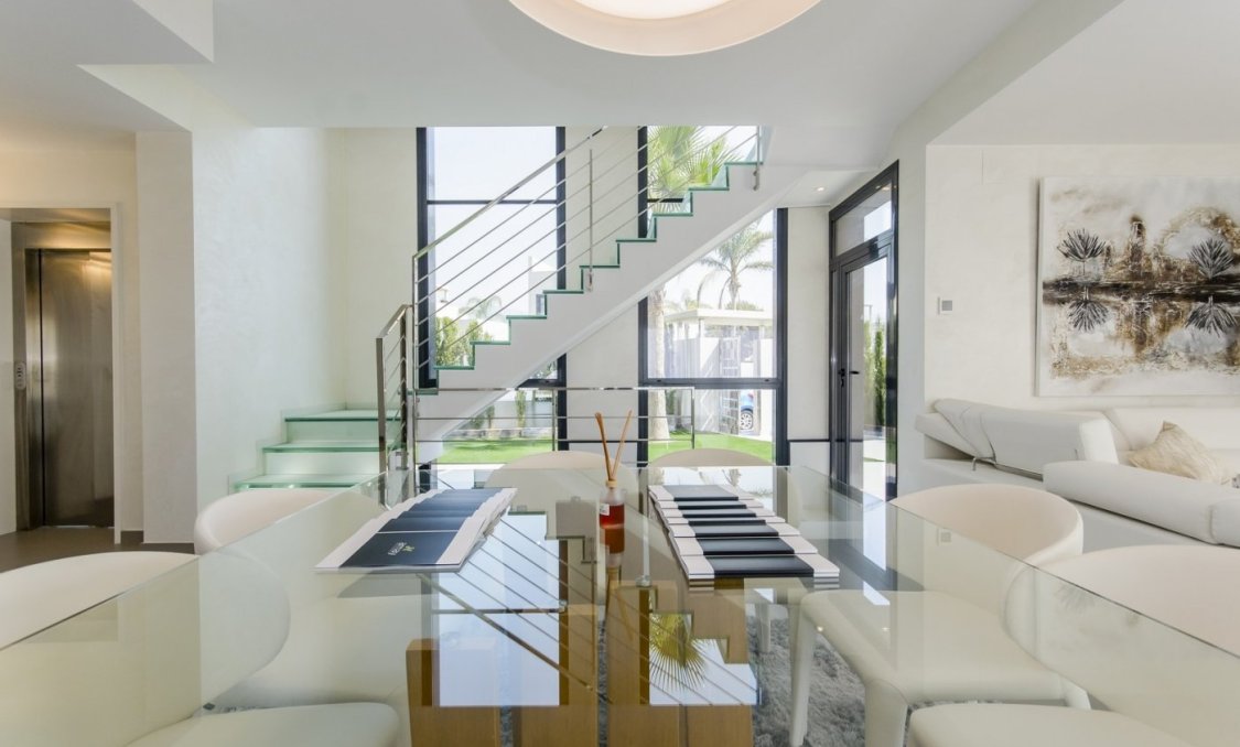 Obra nueva - villa -
