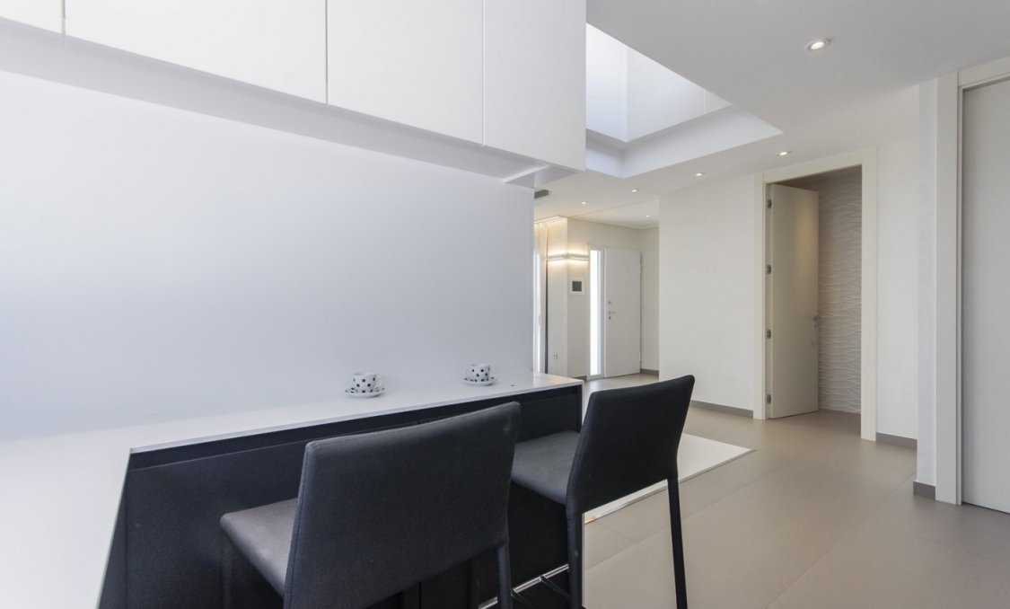 Obra nueva - villa -
