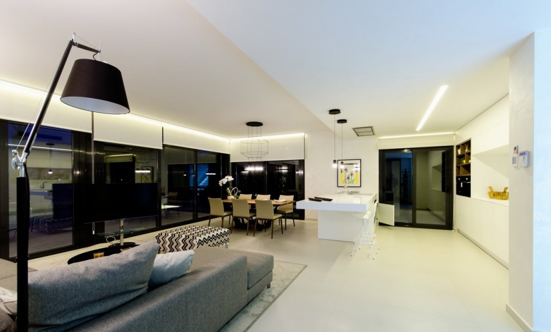 Obra nueva - villa -
