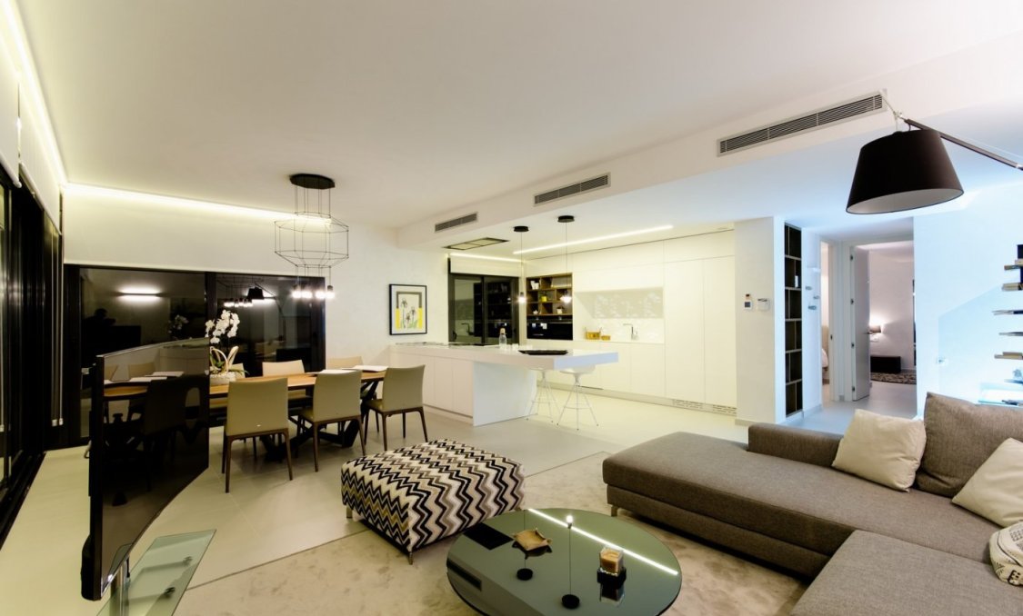 Obra nueva - villa -
