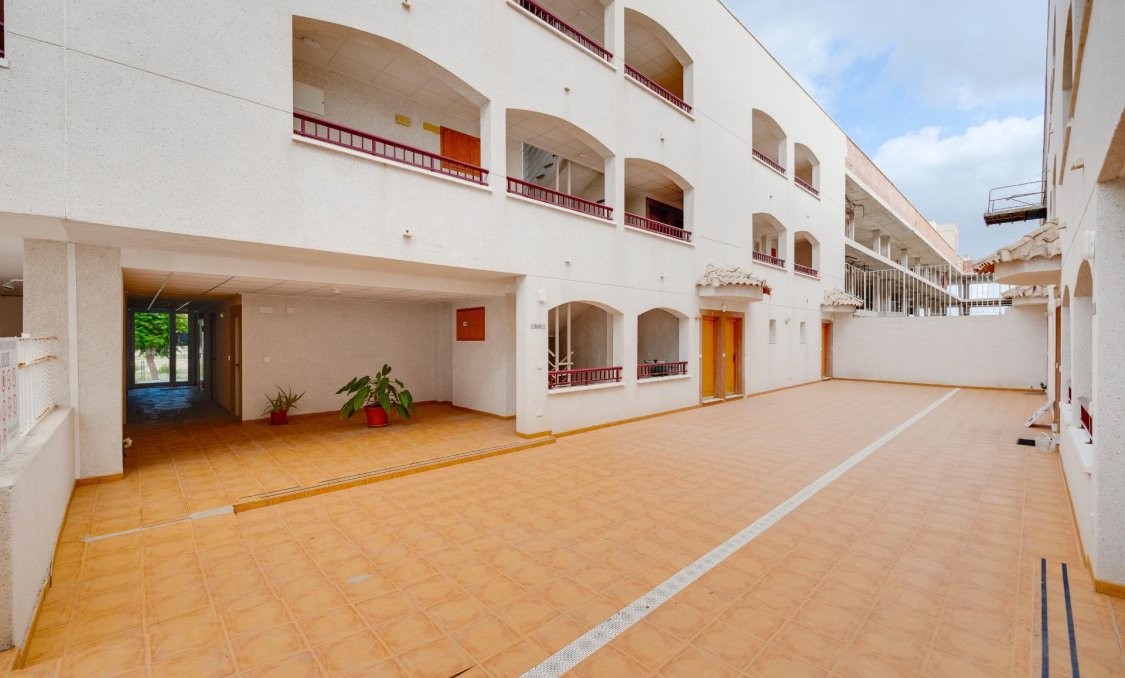 Nowy budynek - apartment -
San Fulgencio - Pueblo